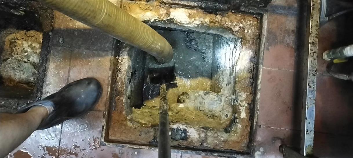 江城污水池清理一般都有毒气，怎么预防中毒呢？