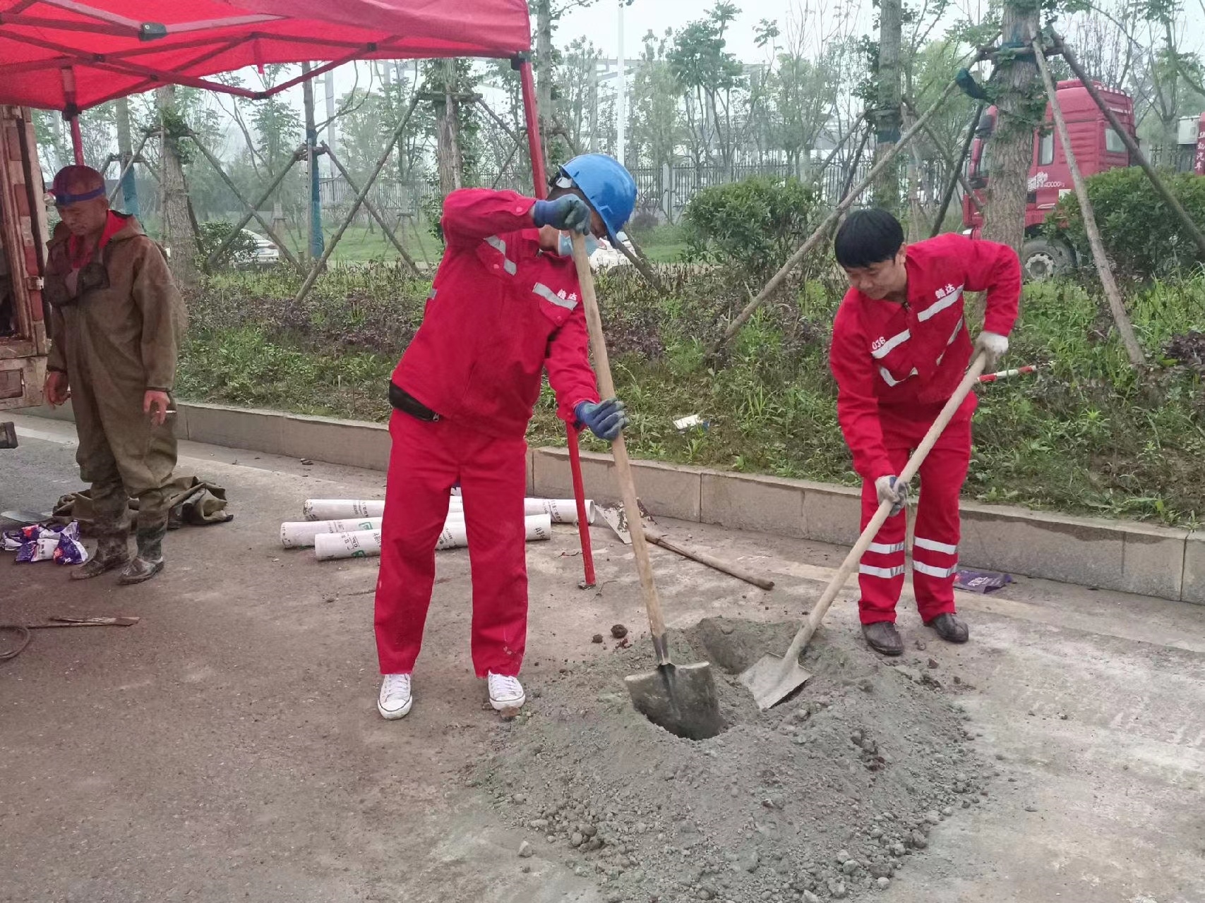 江城管道疏通哪家好】及时进行市政管道清淤